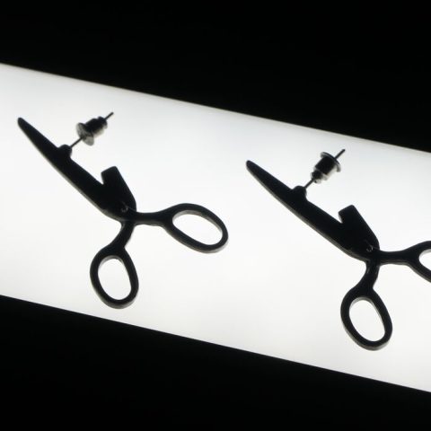 Dagger shaped stud ends